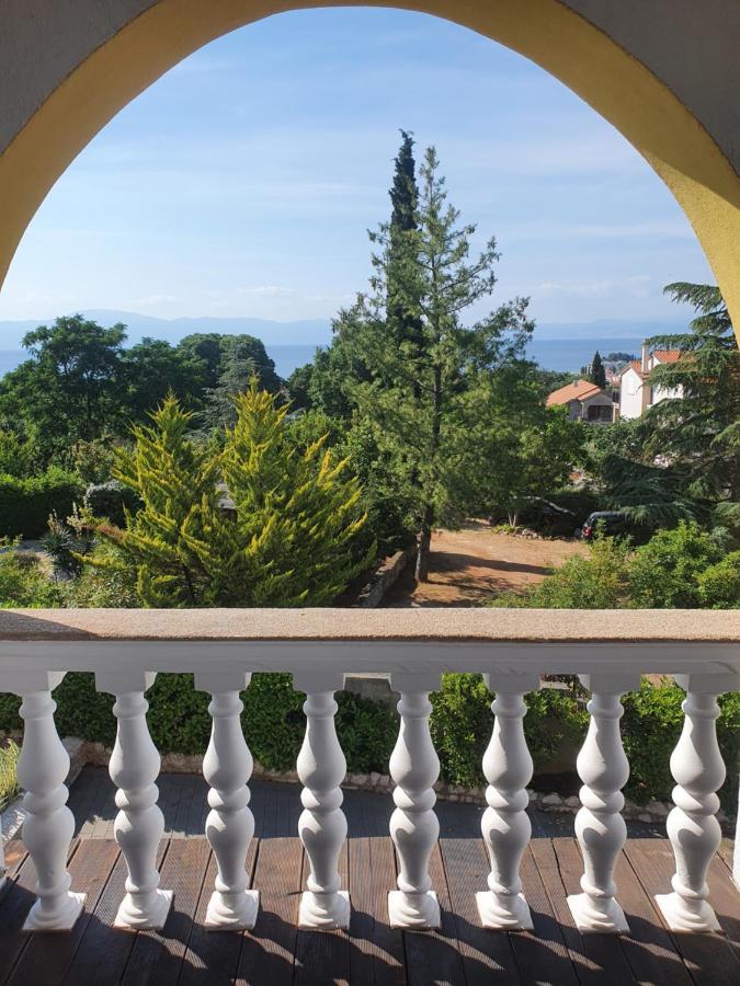 Villa Flora Malinska Luaran gambar