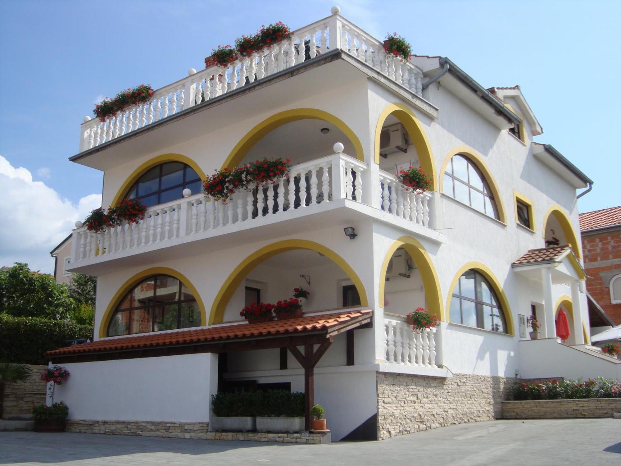 Villa Flora Malinska Luaran gambar